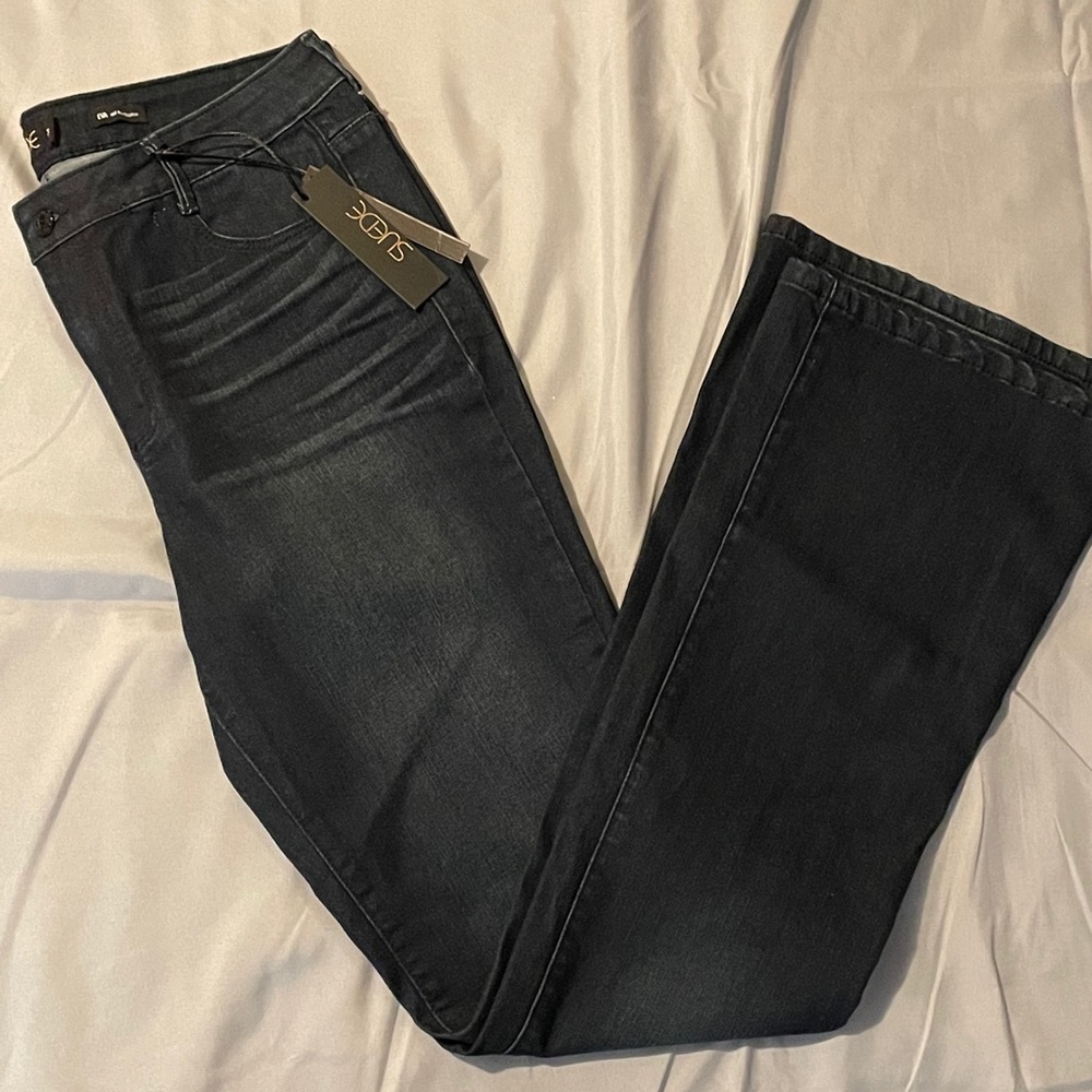 Mid rise bootcut jeans brand new with tag:))